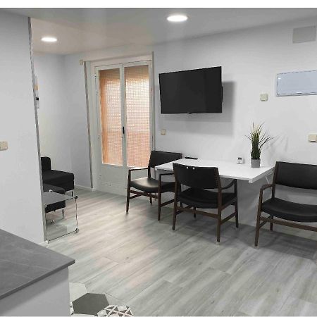 Madrid Villa Suites Bianco Exteriör bild