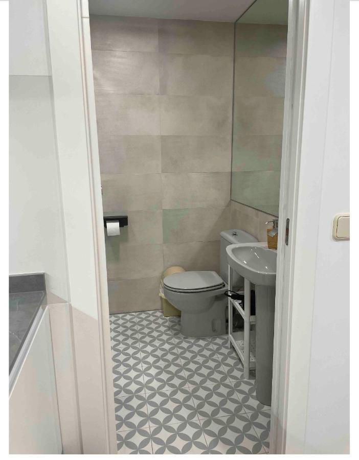 Madrid Villa Suites Bianco Exteriör bild