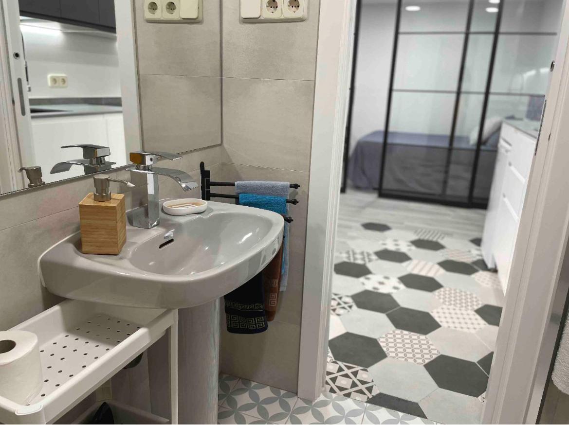 Madrid Villa Suites Bianco Exteriör bild
