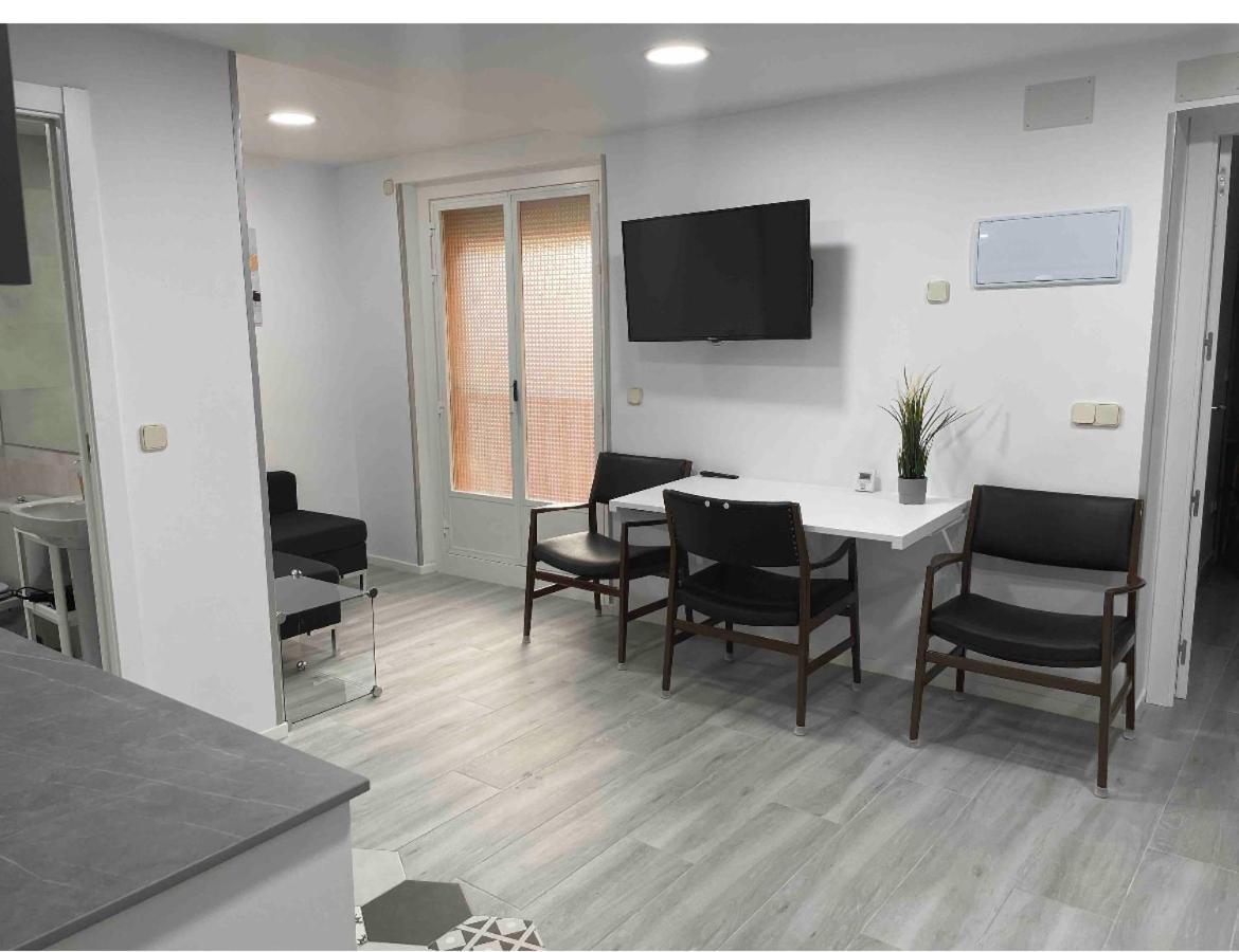 Madrid Villa Suites Bianco Exteriör bild